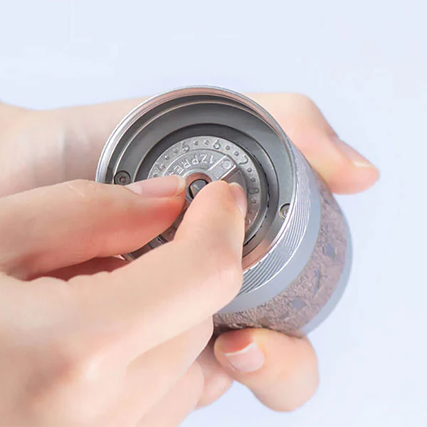 1Zpresso Q Coffee Grinder - Image 5