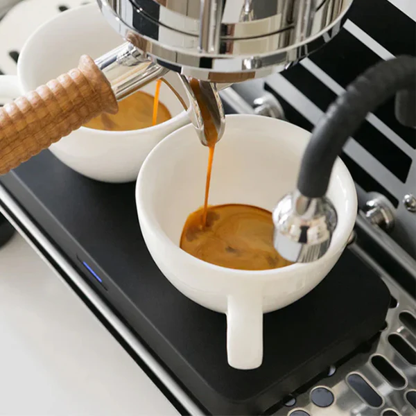 Acaia Umbra Duo Coffee Scales - Image 3