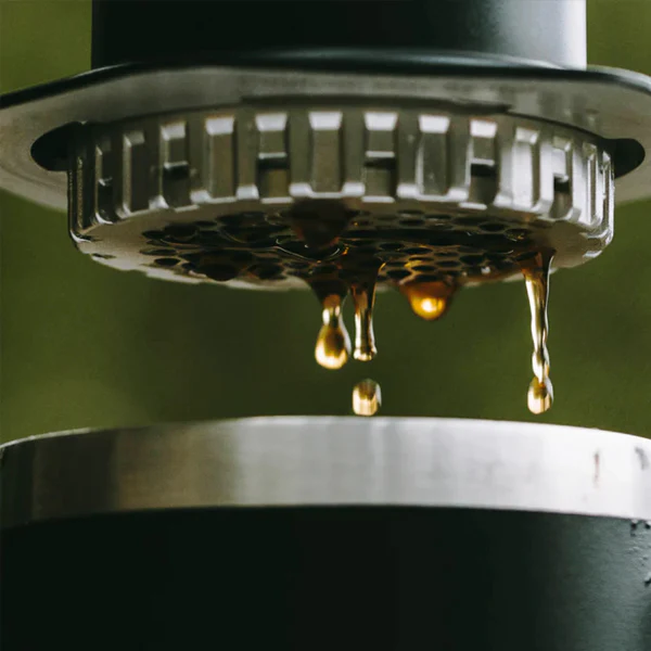 AeroPress Coffee Maker - Steel - Image 13
