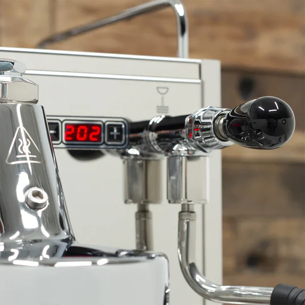 Bezzera Magica Coffee Machine - Image 4