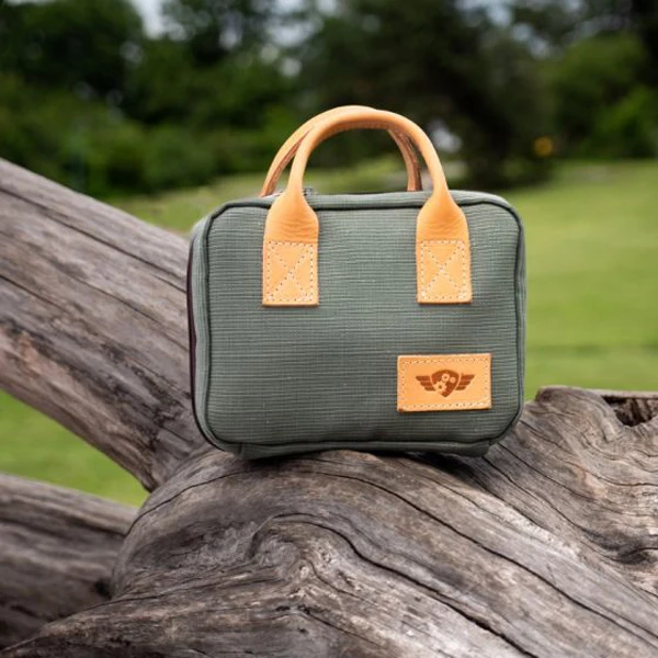 Comandante Travel Bag - Image 10
