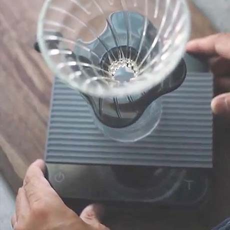 Hario Glass V60 Dripper - Image 10