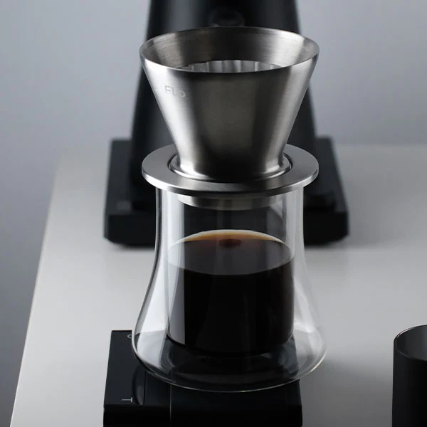 Varia FLO Dual Wall Glass Server - Image 8